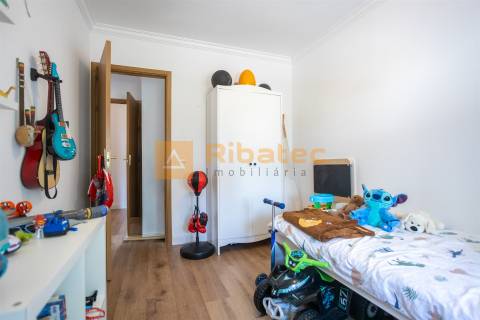 Apartamento T3 no Monte da Caparica