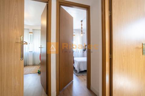 Apartamento T3 no Monte da Caparica