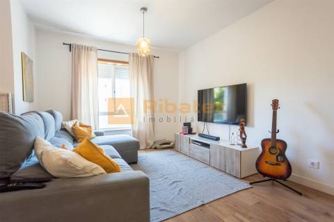 Apartamento T3 no Monte da Caparica