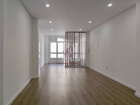 Apartamento T2 Venda em Rebordosa,Paredes