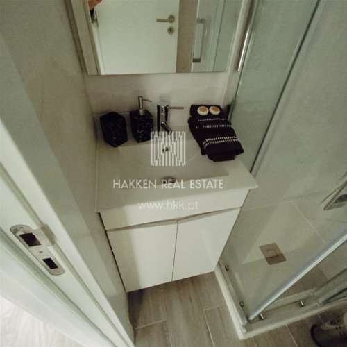Apartamento T1+1 com Mezzanine