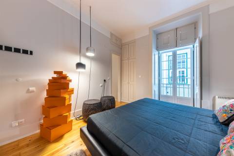 Apartamento T4 de luxo no coração do Chiado