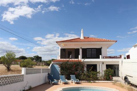 Moradia Geminada T4 Venda em Quarteira,Loulé