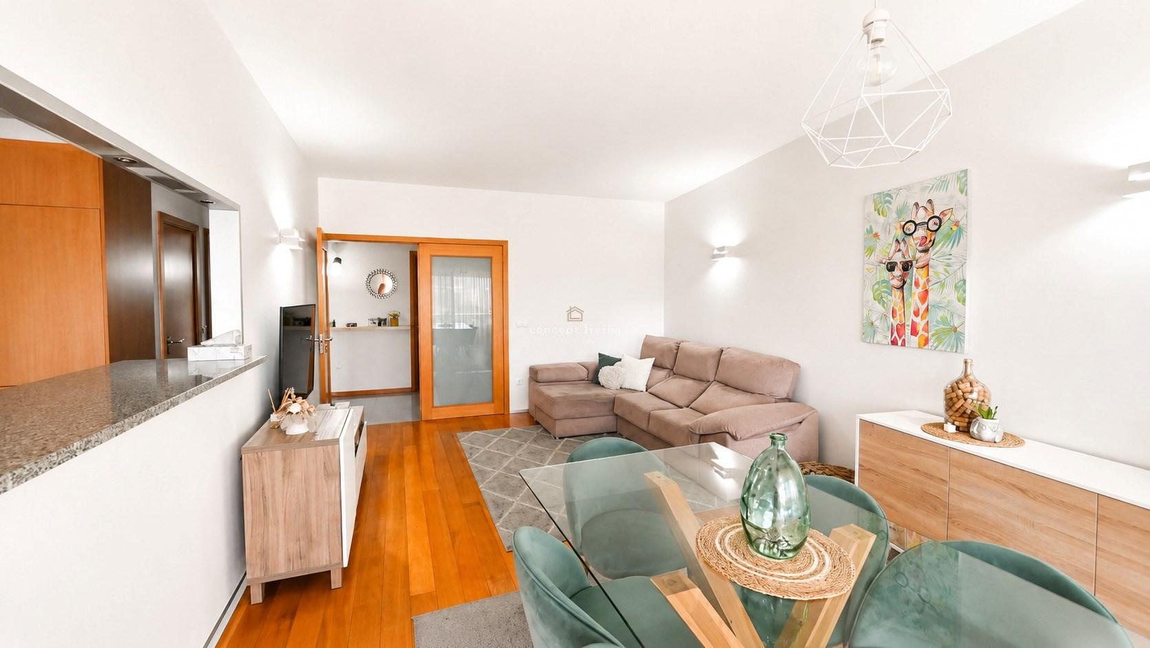 Apartamento T2 Venda em Bougado (São Martinho e Santiago),Trofa