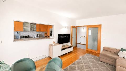 Apartamento T2 Venda em Bougado (São Martinho e Santiago),Trofa