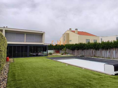 Moradia em Francelos - Vila Nova de Gaia