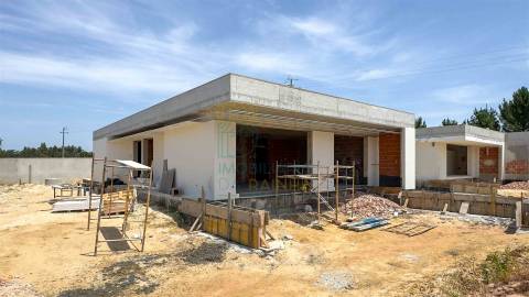 Moradia T3 com Piscina perto de Óbidos