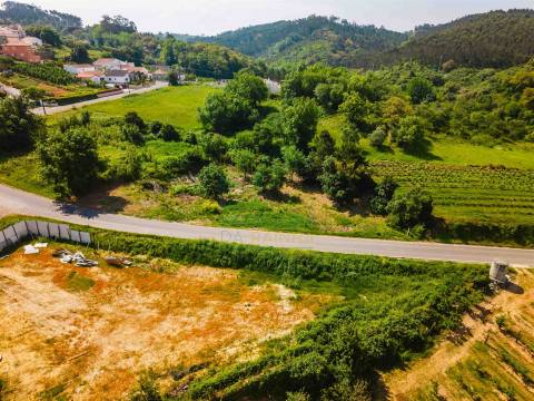 Terreno Urbano para Construção a 15 minutos de Caldas da Rainha