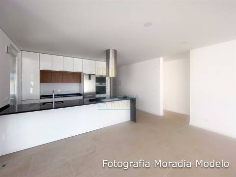 Moradia T3 Moderna com Piscina | Salir do Porto