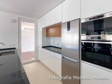 Moradia T3 Moderna com Piscina | Salir do Porto