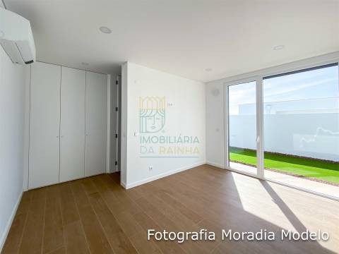 Moradia T3 Moderna com Piscina | Salir do Porto