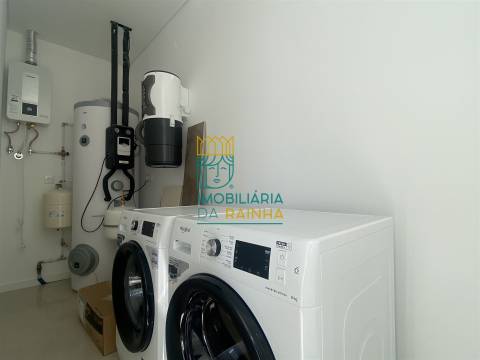 Moradia T3 com Piscina em Salir do Porto