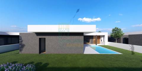 Moradia Moderna Térrea com Piscina – Conforto e Tranquilidade - Caldas da Rainha