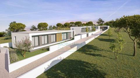 Moradia com 3 quartos, Piscina e Garagem em Caldas da Rainha