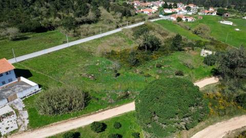 Ruína com terreno em Caldas da Rainha
