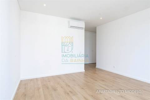 Apartamento T3 Novo com Garagem – Centro de Caldas da Rainha