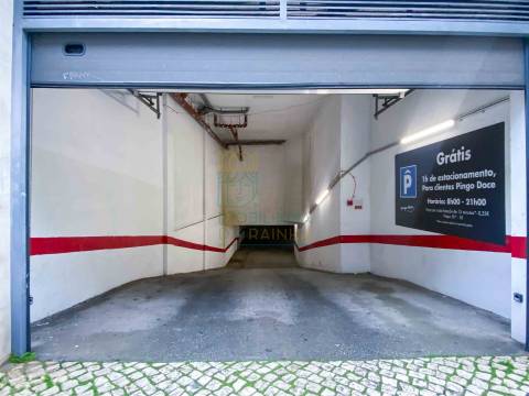 Lugar de Garagem no Centro de Caldas da Rainha