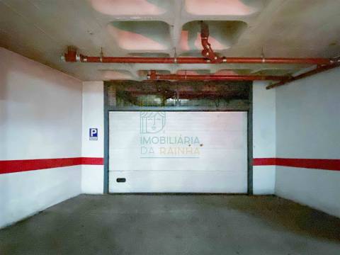Lugar de Garagem no Centro de Caldas da Rainha