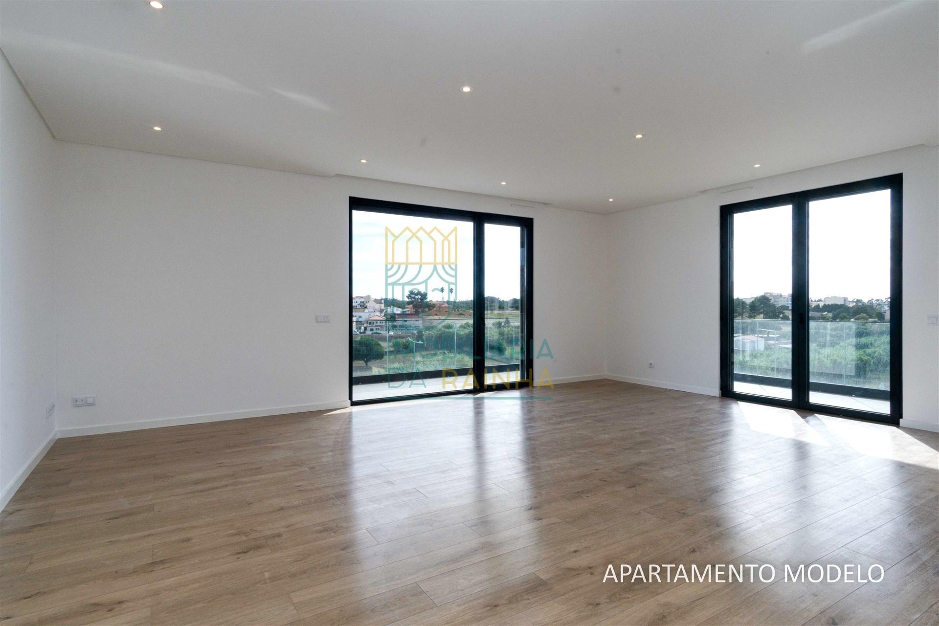 Apartamento T3 com Garagem e Elevador – Centro de Caldas da Rainha