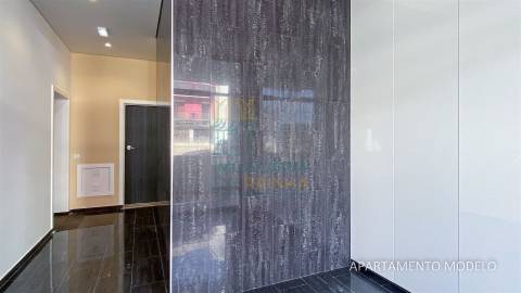 Apartamento T3 com Garagem e Elevador – Centro de Caldas da Rainha