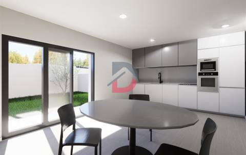 Moradia T2+2
