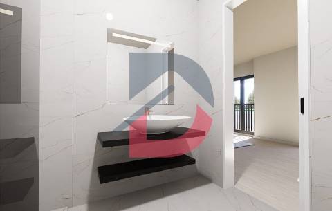 Moradia T2+2