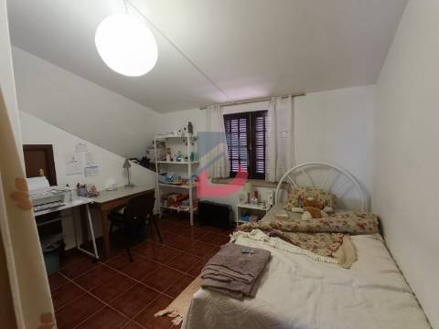 Moradia com Terreno