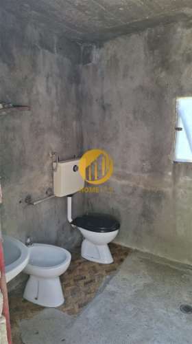 Moradia Devoluta T4 Venda em Ferreiros de Tendais,Cinfães