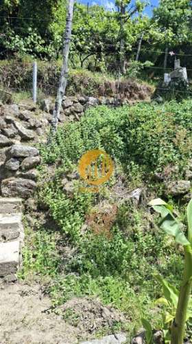 Moradia Devoluta T4 Venda em Ferreiros de Tendais,Cinfães