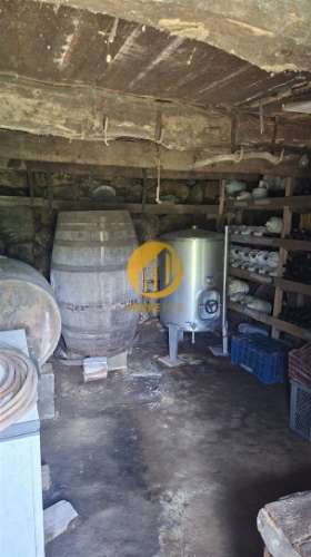 Moradia Devoluta T4 Venda em Ferreiros de Tendais,Cinfães