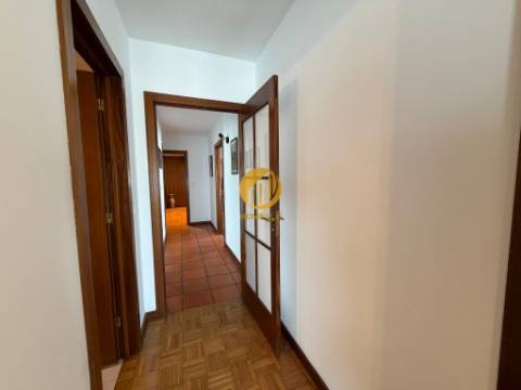 Apartamento T2 Venda em Águas Santas,Maia