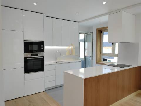 Apartamento T3 Venda em Aldoar, Foz do Douro e Nevogilde,Porto
