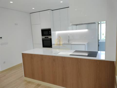 Apartamento T3 Venda em Aldoar, Foz do Douro e Nevogilde,Porto