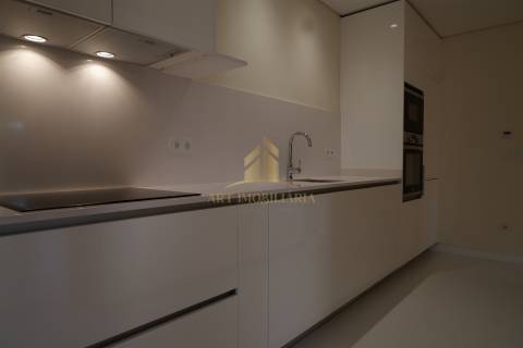 Apartamento T3 Venda em Lordelo do Ouro e Massarelos,Porto