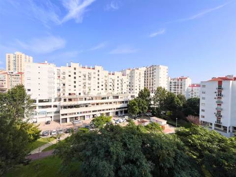 Apartamento T4 DUPLEX Venda em Odivelas,Odivelas