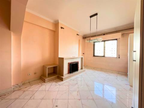 Apartamento T4 DUPLEX Venda em Odivelas,Odivelas
