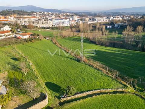 Terreno para construção em Barbudo, Vila Verde