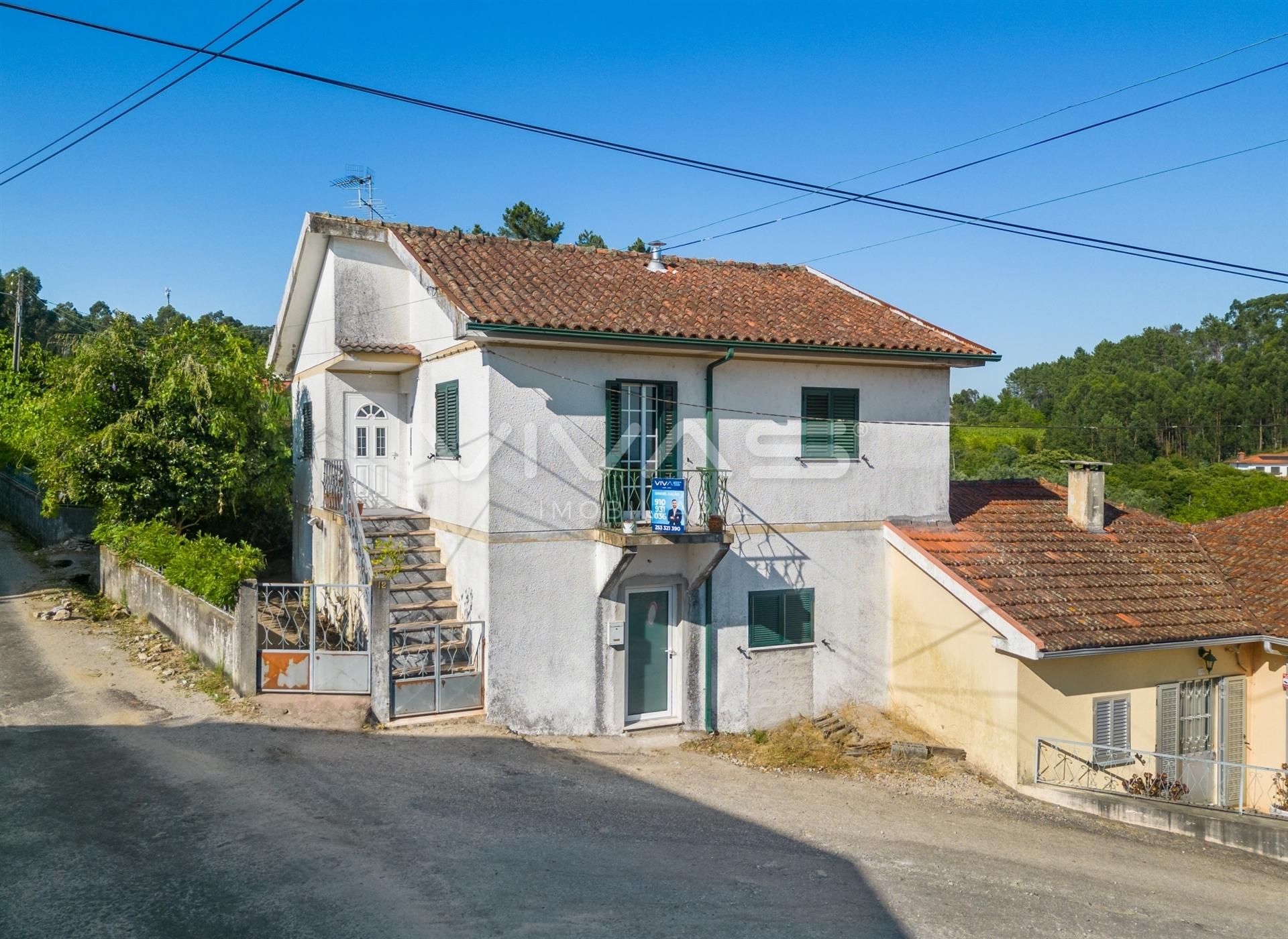 Moradia T4 Venda em Esqueiros, Nevogilde e Travassós,Vila Verde