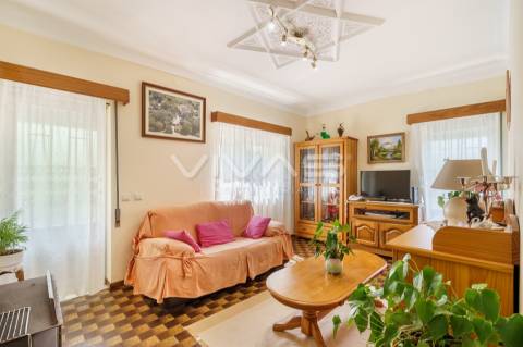 Moradia T4+2 Venda em Crespos e Pousada,Braga