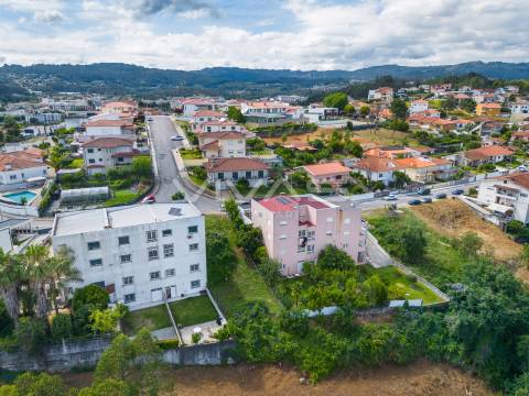 Lote de Terreno  Venda em Vila Verde e Barbudo,Vila Verde
