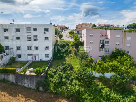 Lote de Terreno  Venda em Vila Verde e Barbudo,Vila Verde