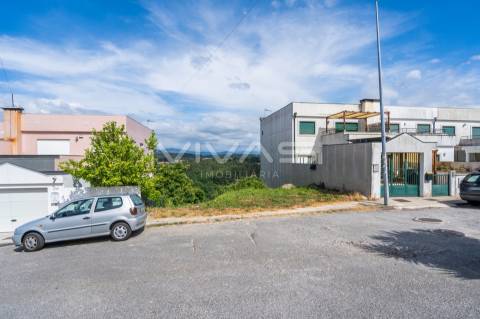 Lote de Terreno  Venda em Vila Verde e Barbudo,Vila Verde