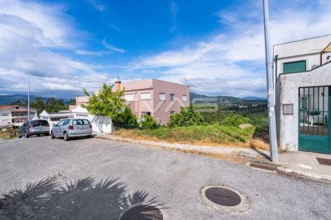Lote de Terreno  Venda em Vila Verde e Barbudo,Vila Verde
