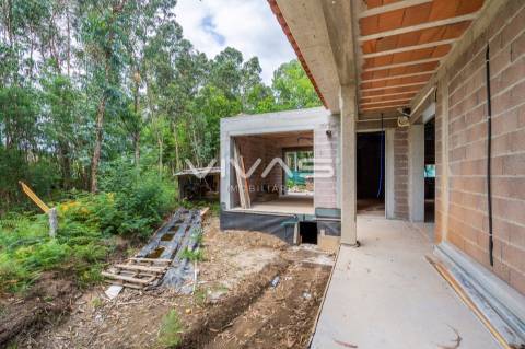 Moradia Geminada T3 Venda em Vila de Prado,Vila Verde
