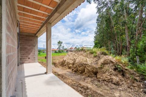 Moradia Geminada T3 Venda em Vila de Prado,Vila Verde