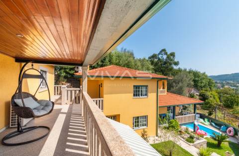 Moradia Individual T3 com Piscina em Duas Igrejas, Vila Verde