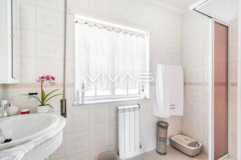 Moradia Individual T3 com Piscina em Duas Igrejas, Vila Verde