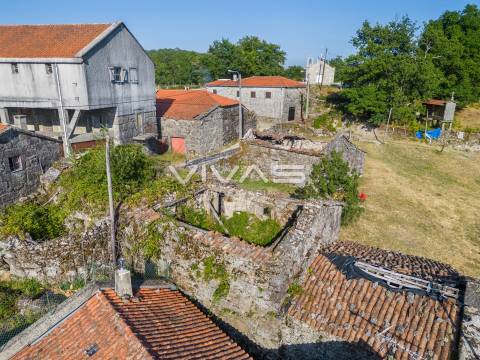 Moradia para Restaurar T0 Venda em Cibões e Brufe,Terras de Bouro