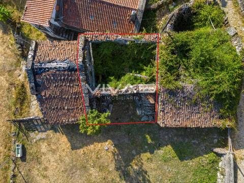 Moradia para Restaurar T0 Venda em Cibões e Brufe,Terras de Bouro