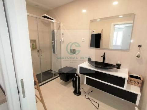 Moradia T2 Venda em Setúbal (São Julião, Nossa Senhora da Anunciada e Santa Maria da Graça),Setúbal